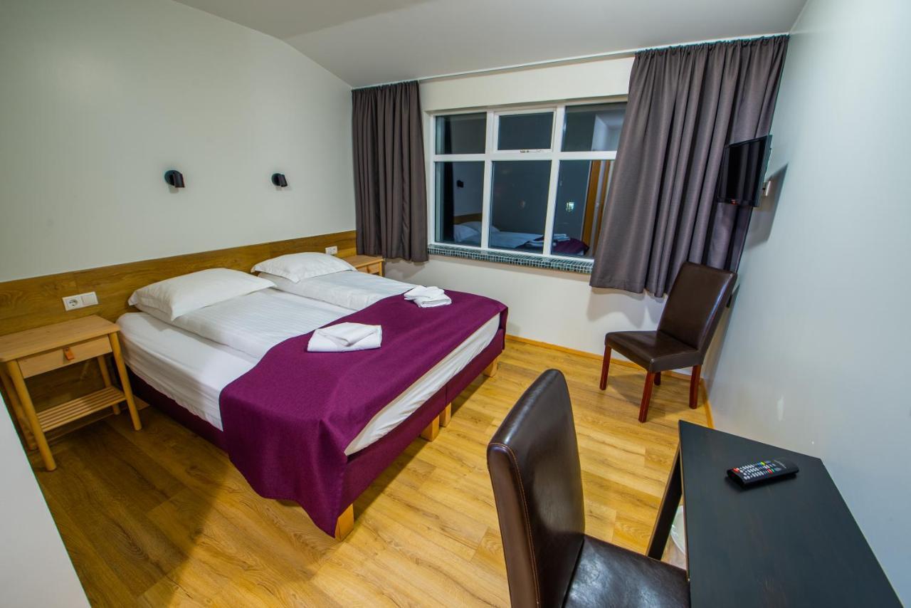 The Vik Inn By Ourhotels Екстериор снимка